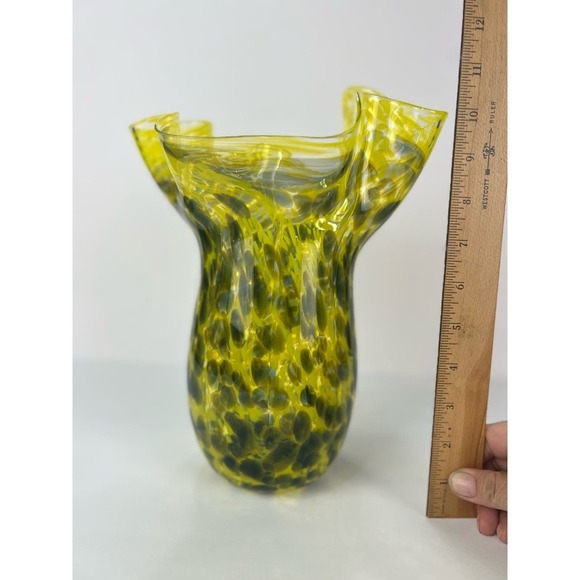 Mid Century Modern Yellow Glass - Picture 6 of 8